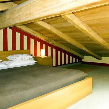 Rutte Sleeps 18 Pool Wifi * Bosia